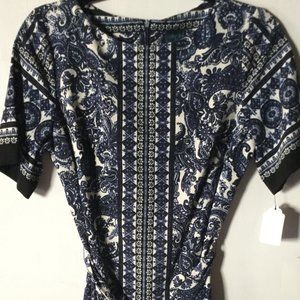 Gabby Skye Short Sleeve Shift Dress